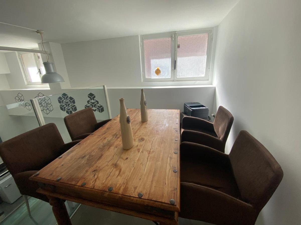 Living Apartment Milan Luaran gambar